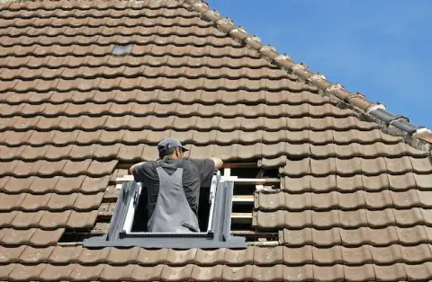 Pose de velux - Limogne-en-Quercy